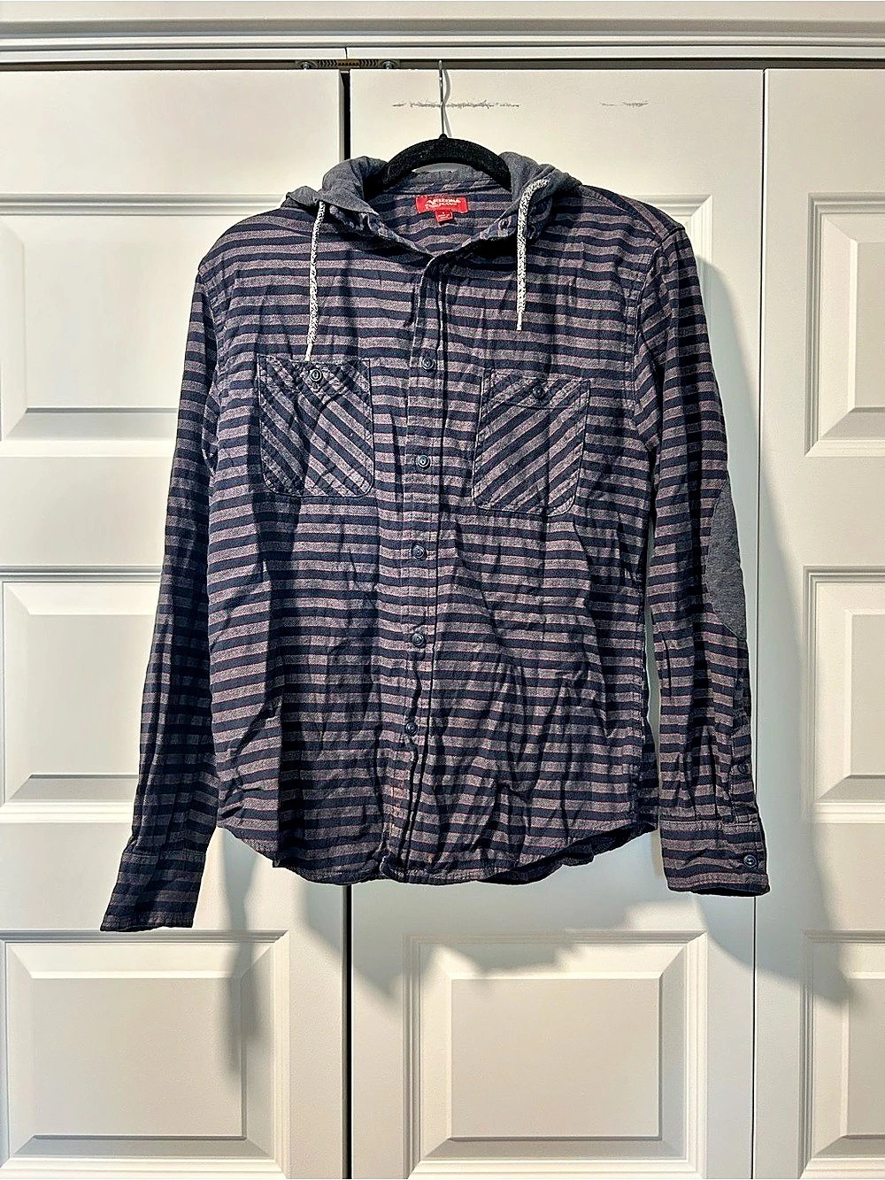 Arizona Jean Co. Striped Hooded Shirt in Blue, Grey and Red